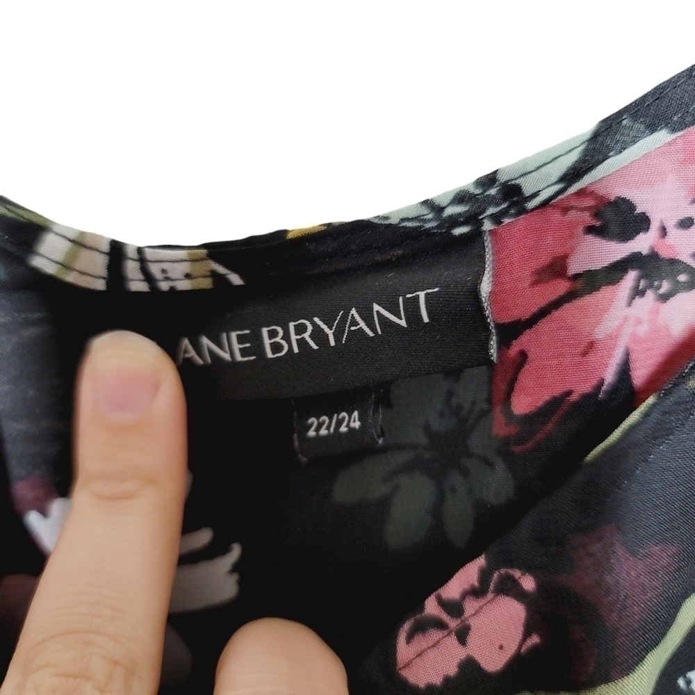 Lane Bryant Spring Tank Top - Picture 4 of 7